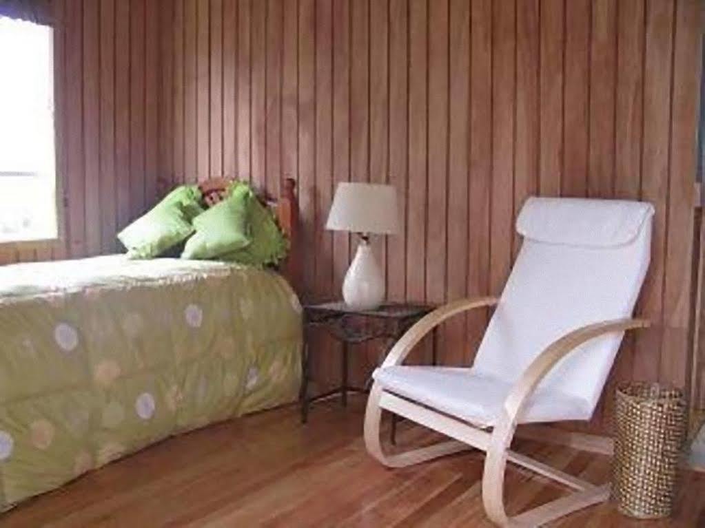Hostal Y Cabanas Ainil Punta Arenas Dış mekan fotoğraf