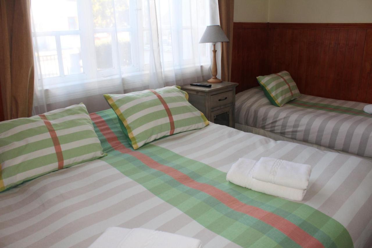 Hostal Y Cabanas Ainil Punta Arenas Dış mekan fotoğraf